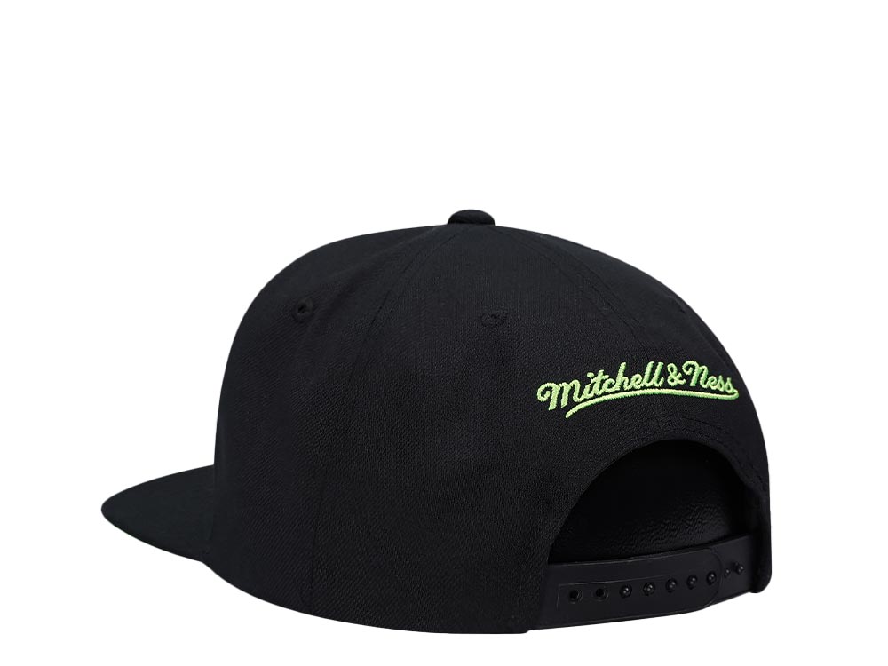 Mitchell & Ness Phoenix Suns Slime Drip Hardwood Classic Snapback Cap