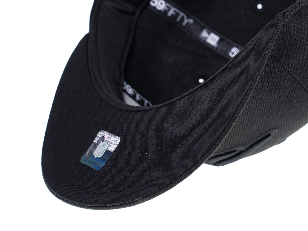 New Era New England Patriots Black on Black 59Fifty Fitted Cap