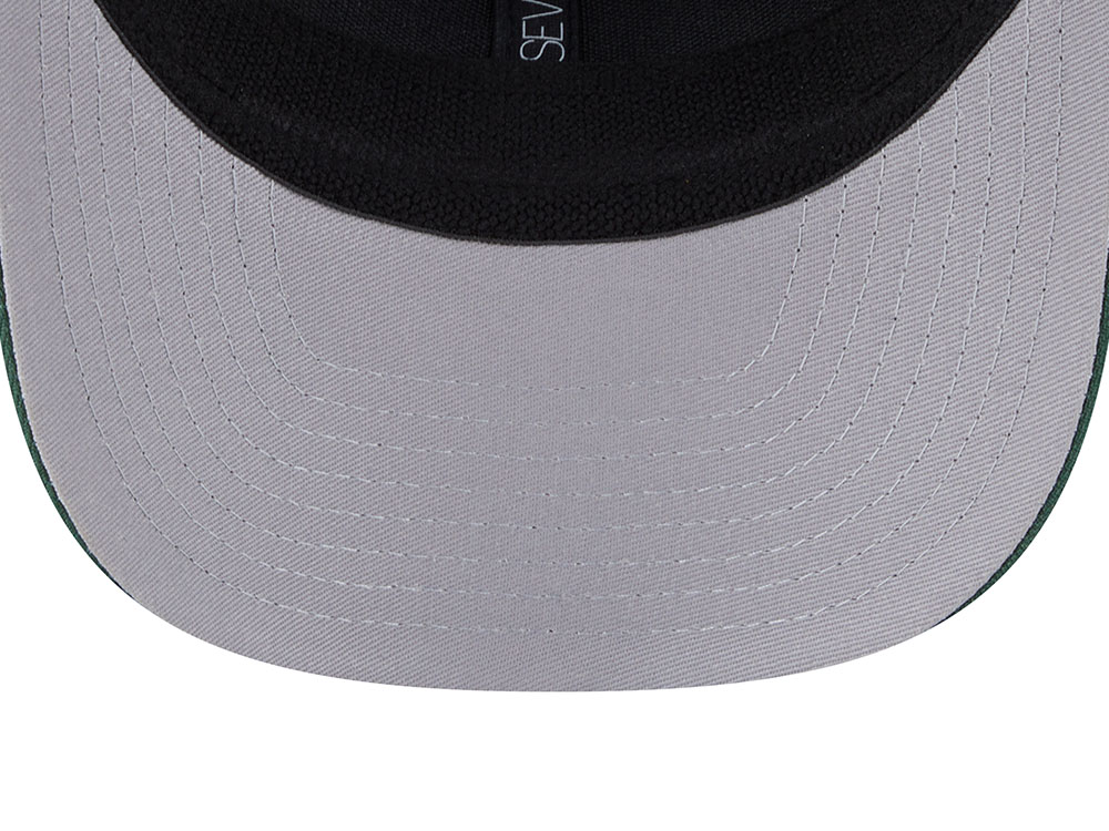 New Era Green Bay Packers Green Edition 9Seventy Trucker Snapback Cap