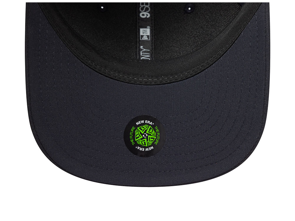 New Era Chelsea FC Iridescent Navy 9Seventy Snapback Cap