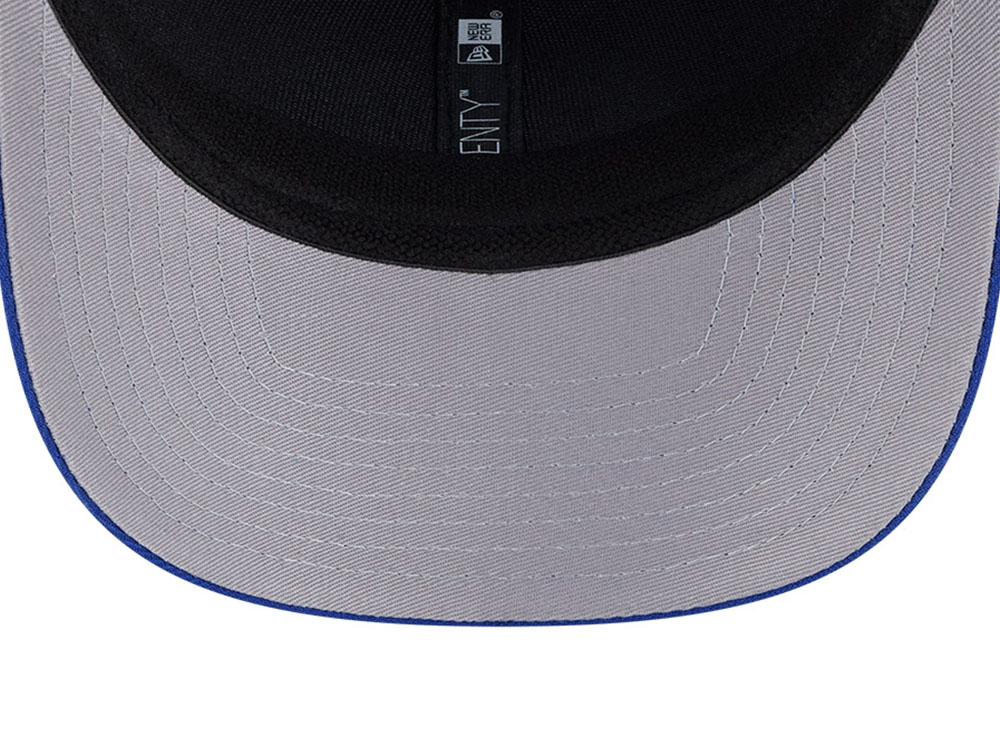 New Era New York Knicks HWC Edition 9Seventy Trucker Snapback Cap