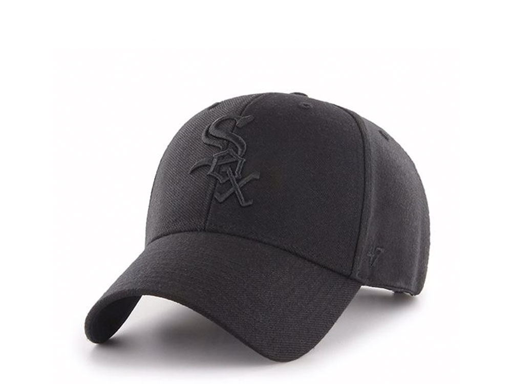 47Brand Chicago White Sox Black on Black Classic Snapback Cap