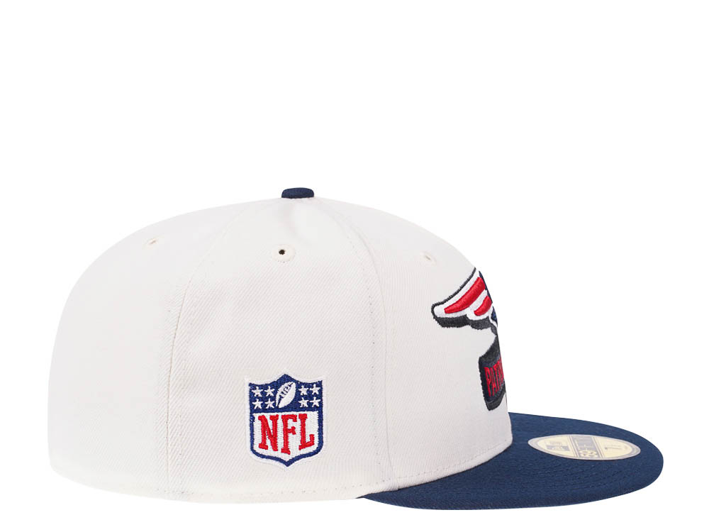 New Era New England Patriots NFL Sideline 2022 59Fifty Fitted Cap
