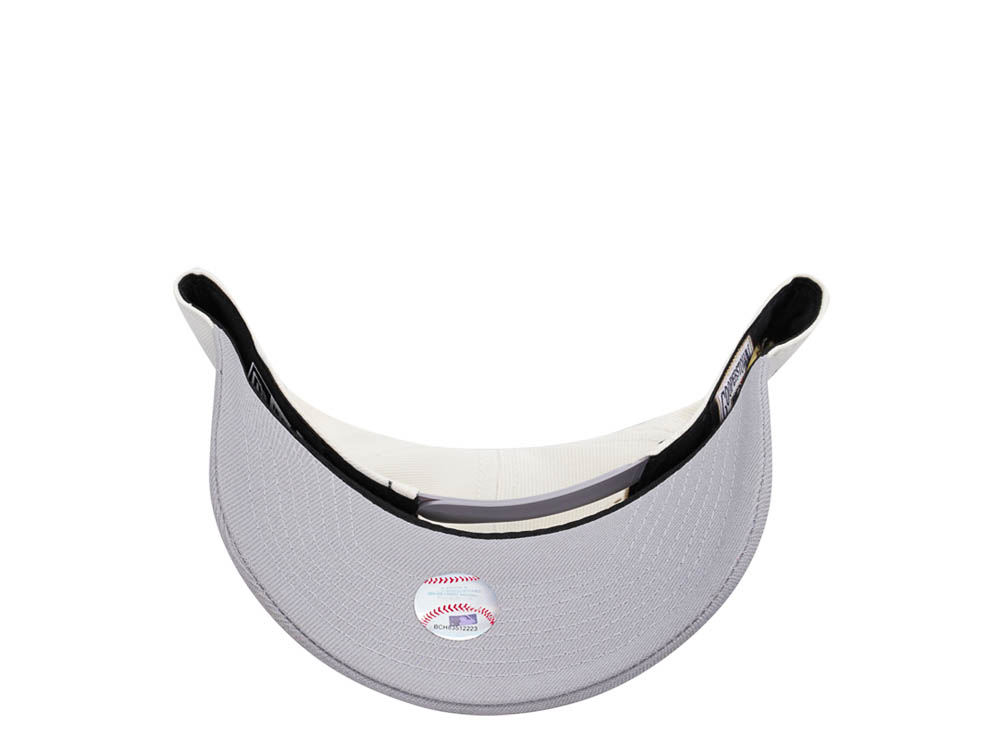 New Era New York Yankees World Series 1999 Chrome Metallic Two Tone Edition 9Forty A Frame Snapback Cap