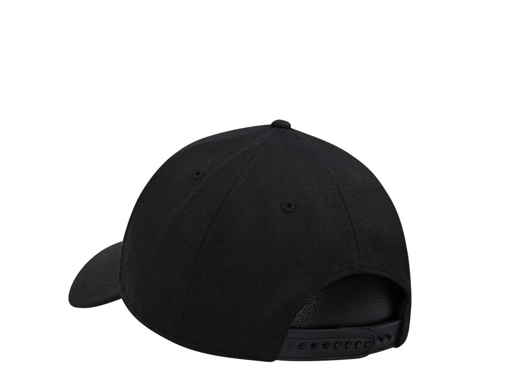 47Brand Chicago Blackhawks Black MVP Snapback Cap