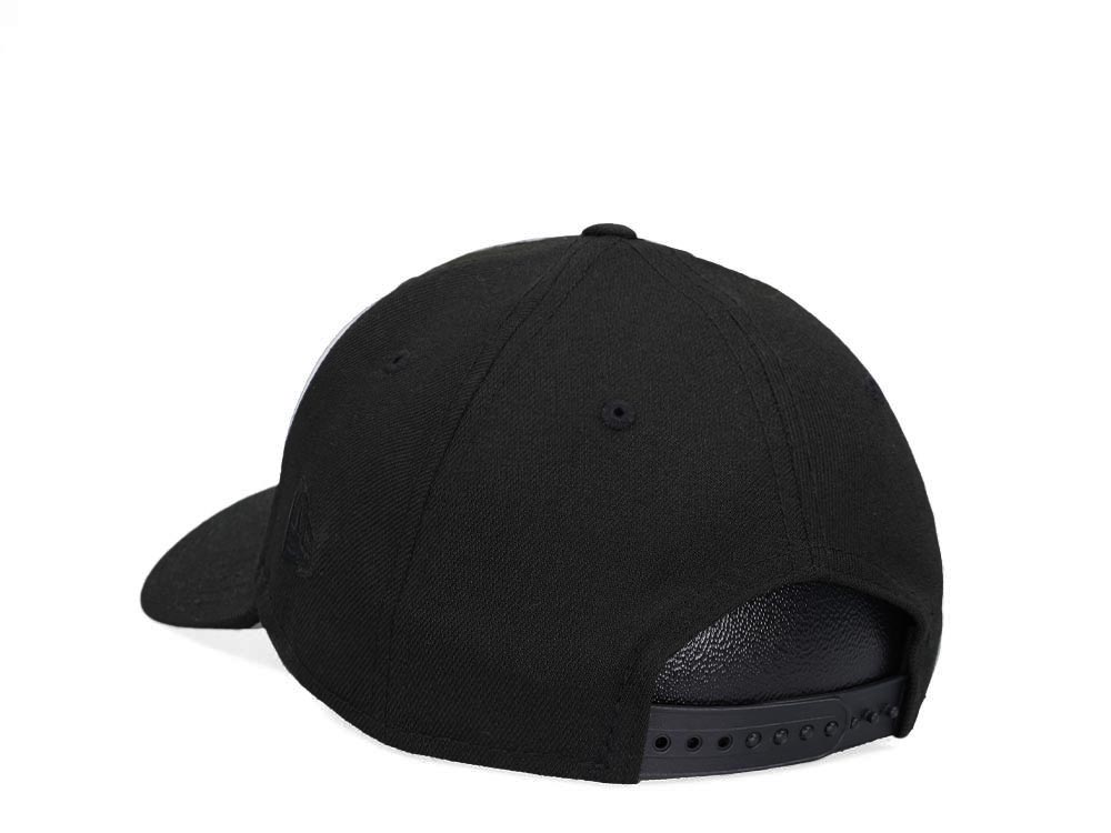 New Era San Francisco Giants Black on Black Edition 9Forty Snapback Cap