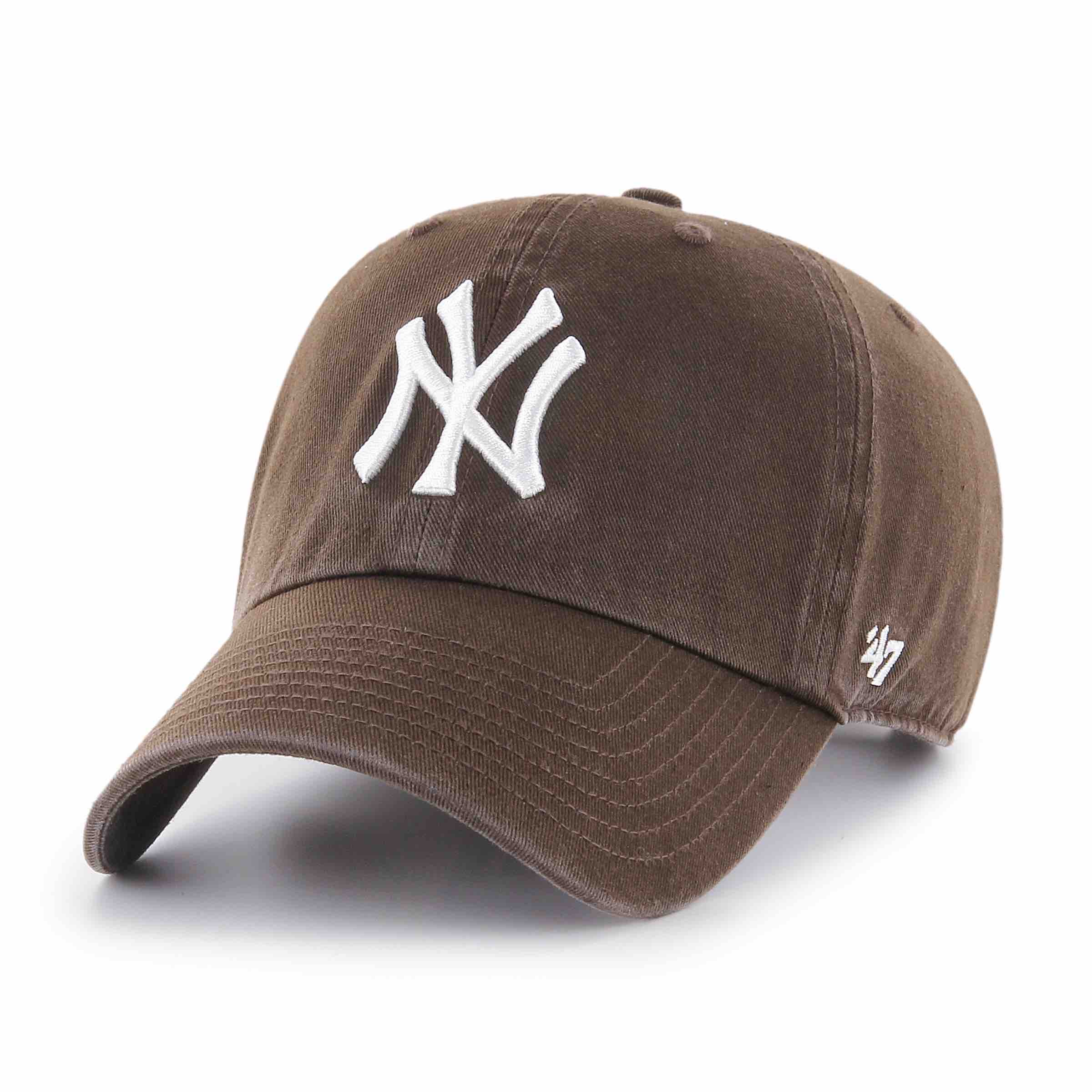 47brand New York Yankees Brown Curved Clean Up Strapback Cap