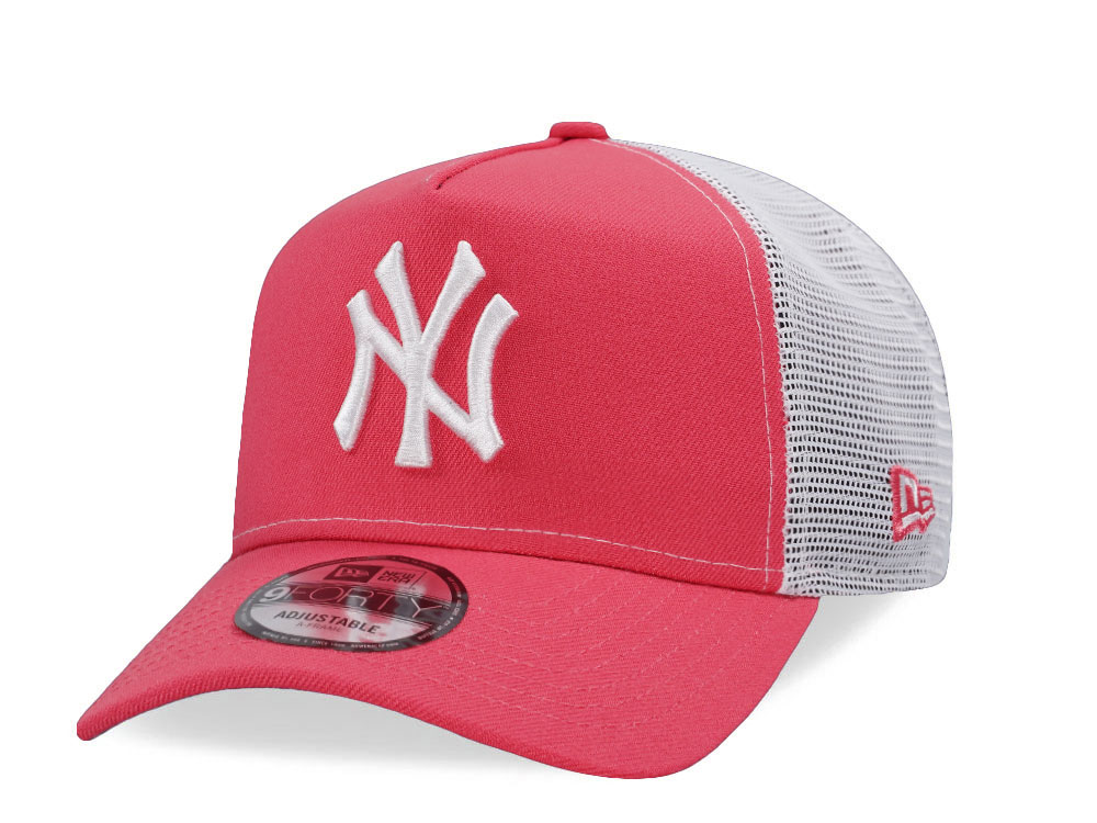 New Era New York Yankees Coral Trucker 9Forty A Frame Snapback Cap