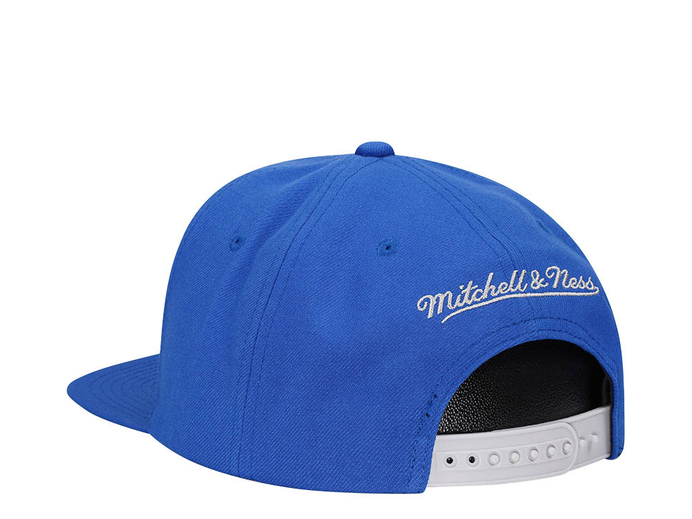 Mitchell & Ness Toronto Maple Leafs Retro Lock Up Snapback Cap