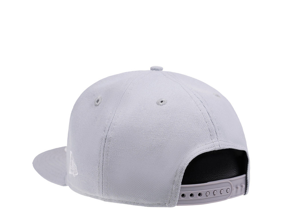 New Era NFL Shield Snow White Original Fit 9Fifty Snapback Cap