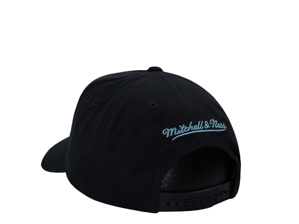Mitchell & Ness Seattle Kraken Black Pro Pinch Fit Snapback Cap