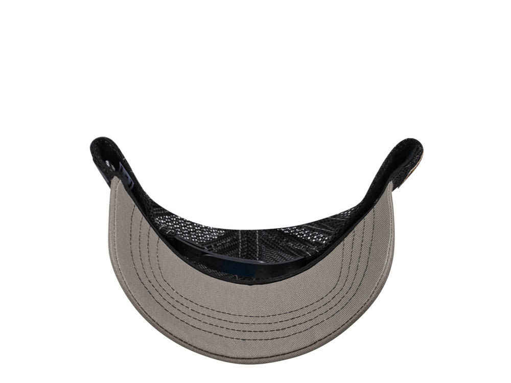 Capslab Looney Tunes Daffy Duck Olive Trucker Snapback Cap