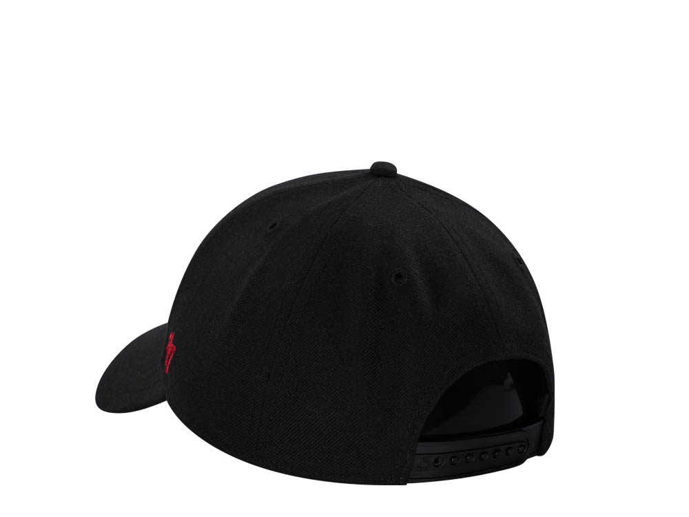 47Brand New York Yankees Black MVP Snapback Cap