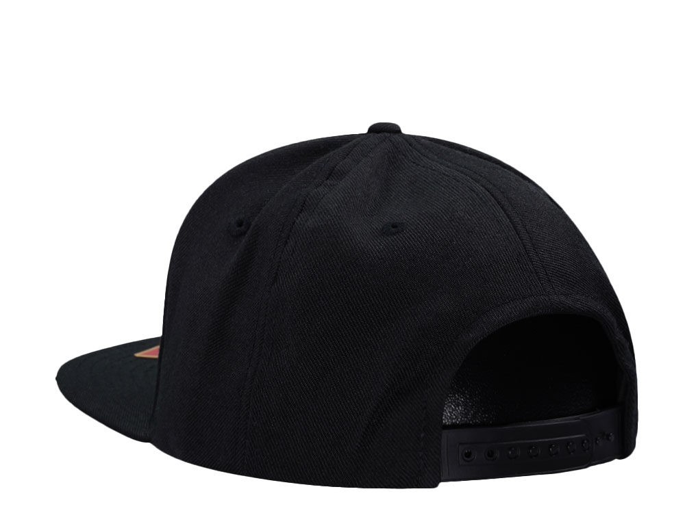 American Needle Boston Bruins Black Snapback Cap