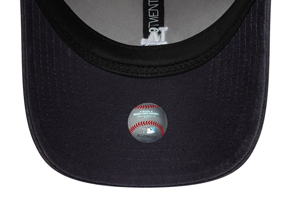 New Era Los Angeles Dodgers Washed Mini Logo Two Tone 9Twenty Strapback Cap