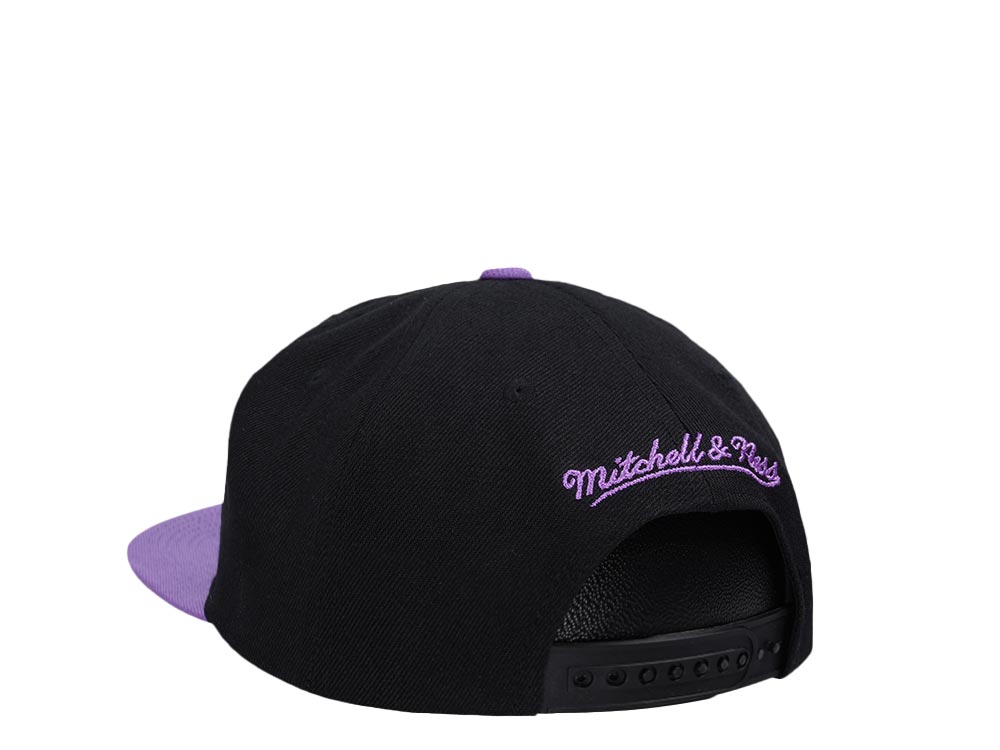 Mitchell & Ness Phoenix Suns Two Tone Deadstock Hardwood Classic Snapback Cap
