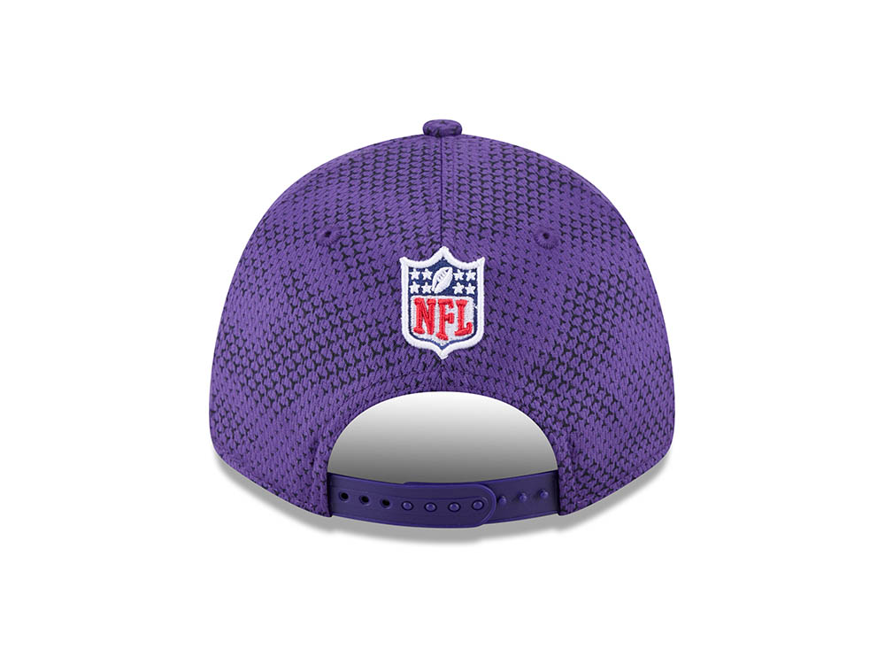 New Era Minnesota Vikings Sideline 2024 9Forty Stretch Snapback Cap