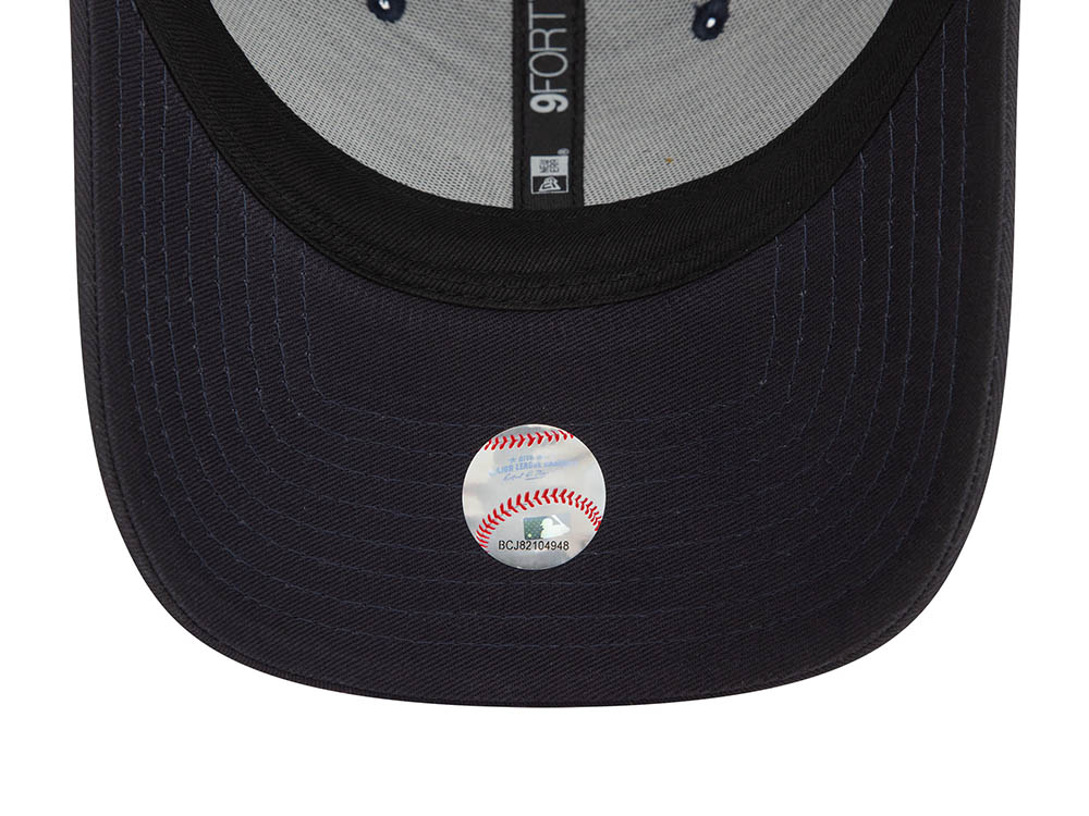 New Era New York Yankees World Series 2000 Navy 9Forty Strapback Cap