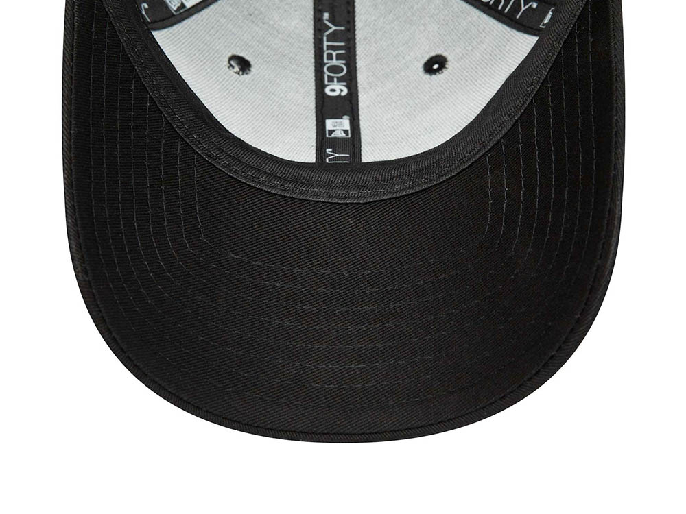 New Era Half Time Black 9Forty Strapback Cap
