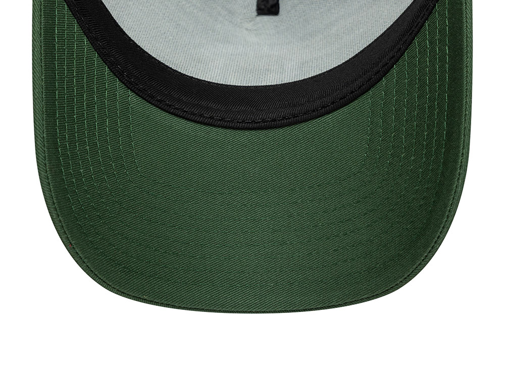New Era Manchester United Fc Seasonal Dark Green Edition 9Forty A Frame Trucker Snapback Cap