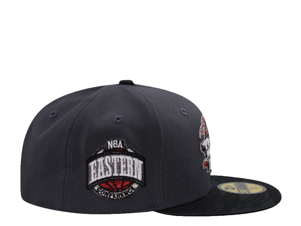 New Era Detroit Pistons NBA Eastern Conference Dark Gray Glow In The Dark Moon Edition 59Fifty Fitted Cap