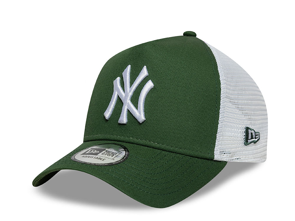New Era New York Yankees League Essential Dark Green Edition 9Forty A Frame Trucker Snapback Cap
