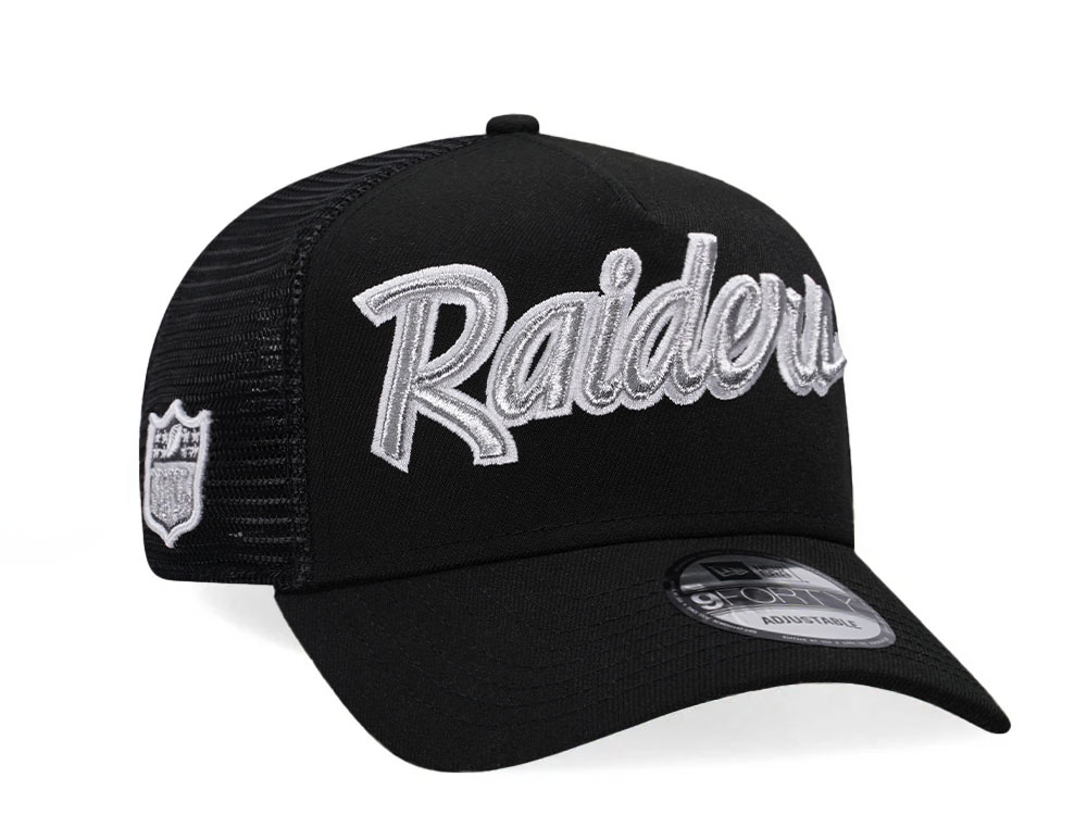 New Era Las Vegas Raiders Metallic Edition Trucker 9Forty A Frame Snapback Cap
