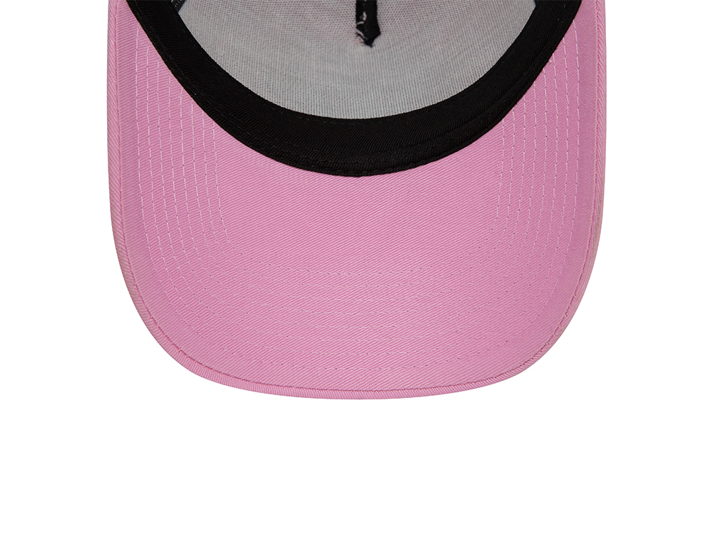 New Era New York Yankees League Essential Pink 9Forty A Frame Trucker Snapback Cap