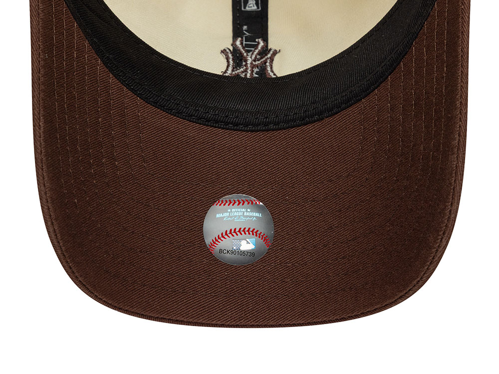 New Era New York Yankees Mini Logo Two Tone Edition 9Twenty Strapback Cap