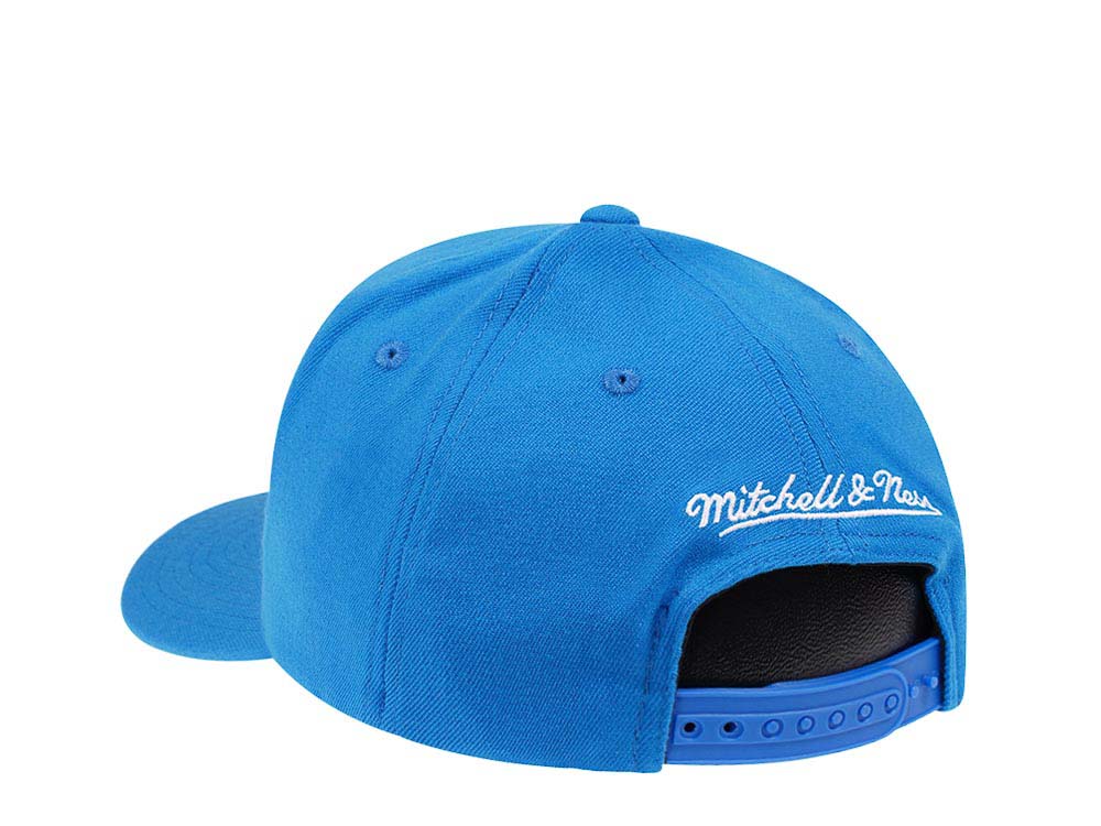 Mitchell & Ness Dallas Mavericks Team Ground Red Line Flex Snapback Cap