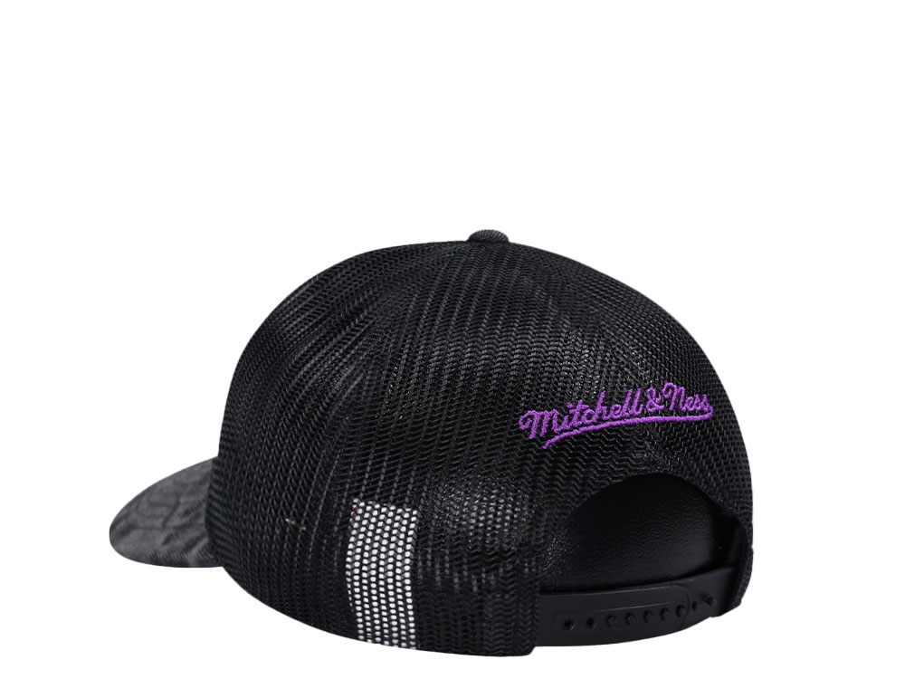 Mitchell & Ness Toronto Raptors Burnt Ends Black Trucker Snapback Cap