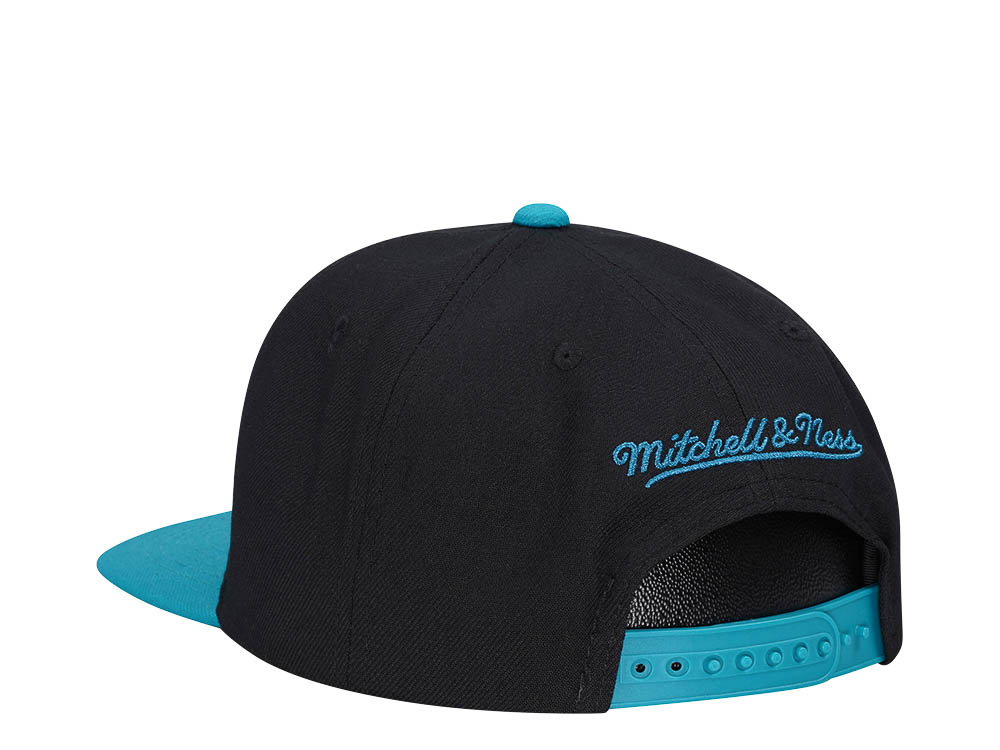 Mitchell & Ness San Jose Sharks Vintage Script Snapback Cap