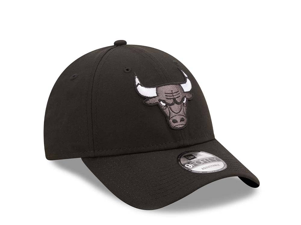 New Era Chicago Bulls Monochrome Black 9Forty Snapback Cap