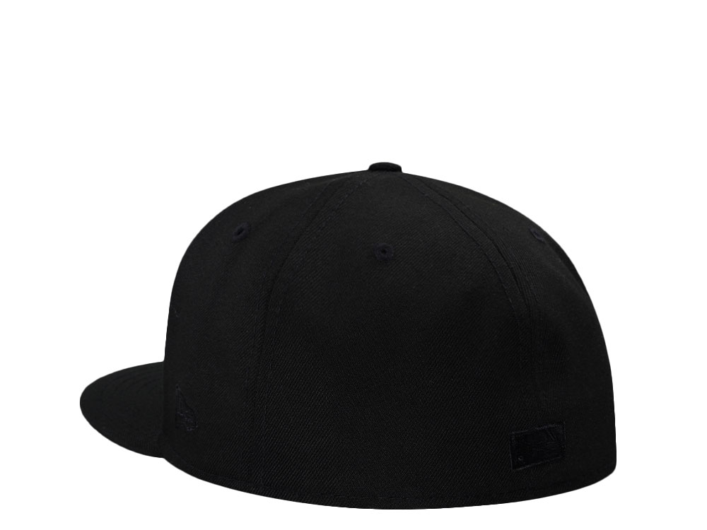 New Era Chicago White Sox Comiskey Park Blackout Pink Edition Black 59Fifty Fitted Cap
